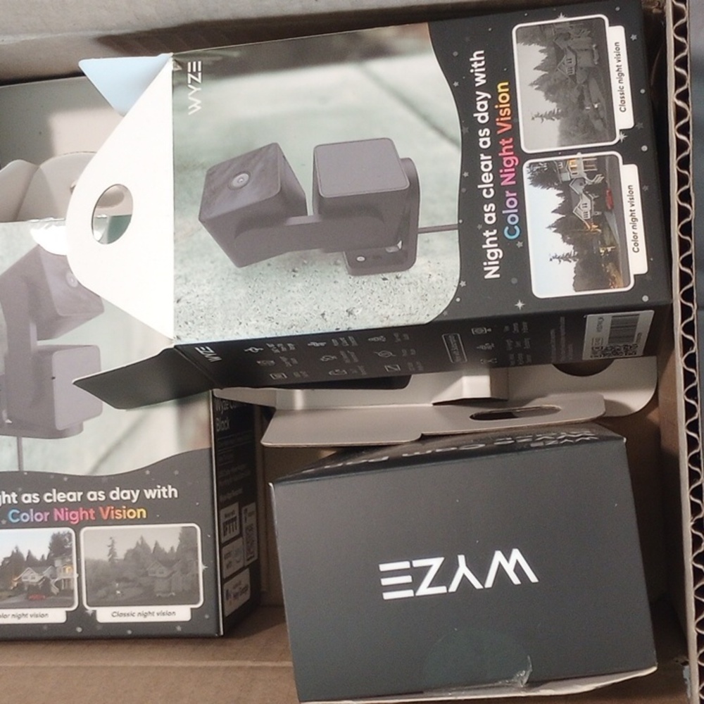 Wyze Black Security Camera with Color Night Vision